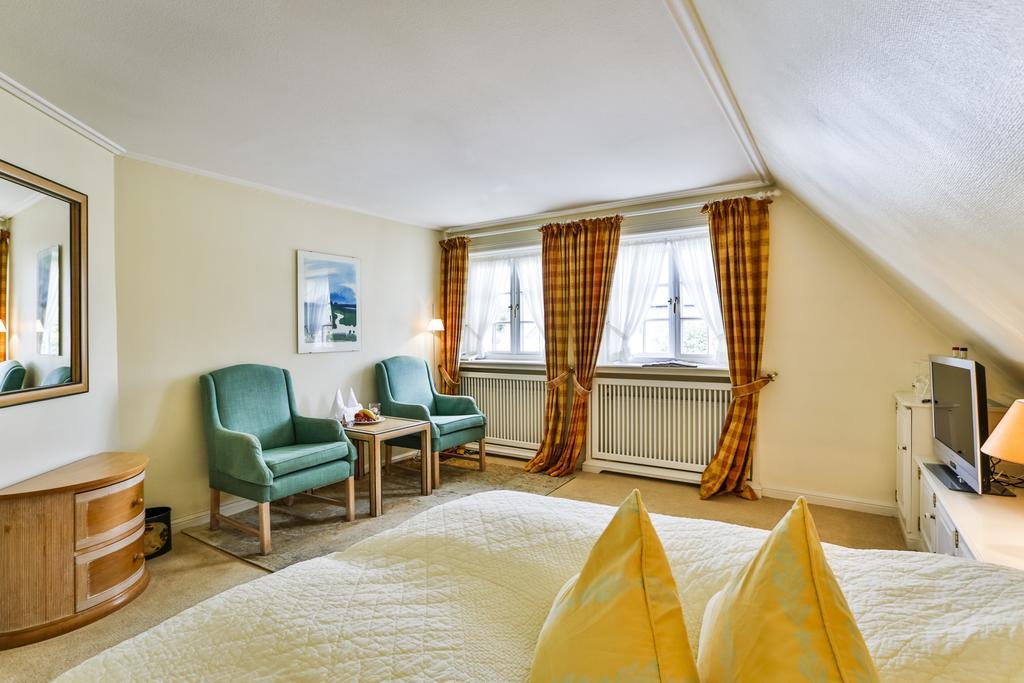 Hotel Und Restaurant Joerg Mueller Westerland Quarto foto